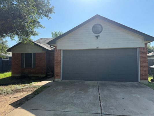 219 Juniper Dr, Georgetown