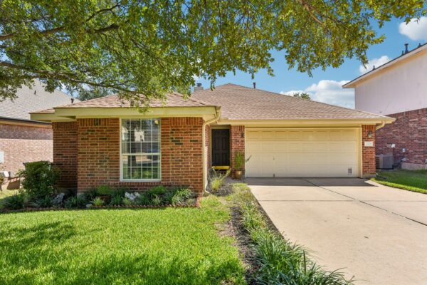 8105 Hawick Dr, Round Rock