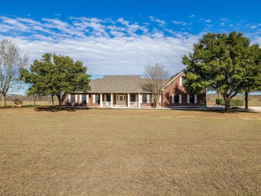 651 County Road 497 None, Taylor