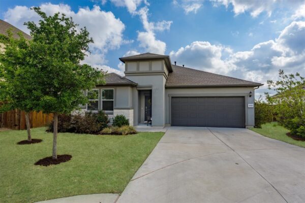 1000 Moose Rd, Hutto