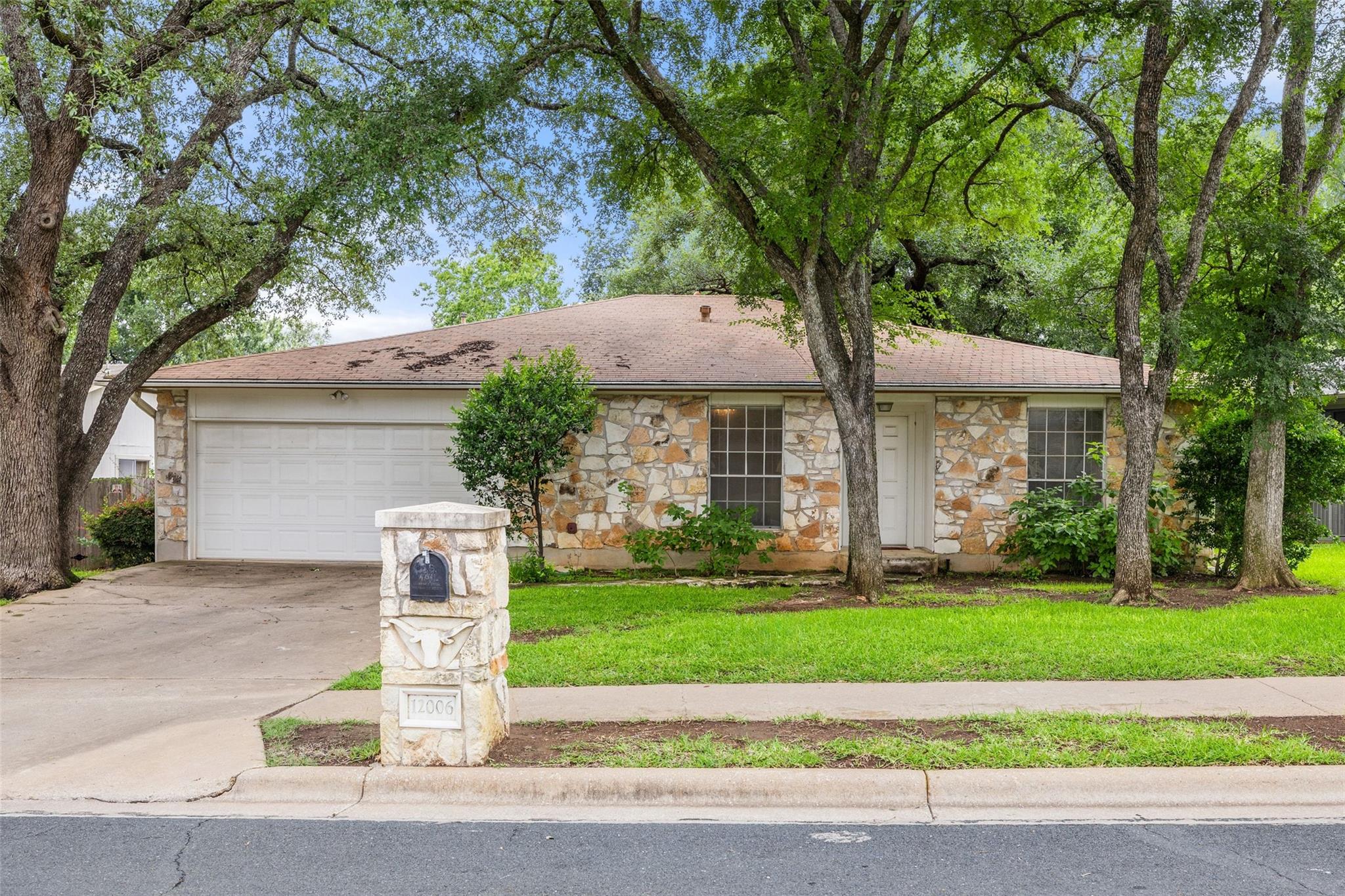 12006 Trianon Ln, Austin, TX 78727