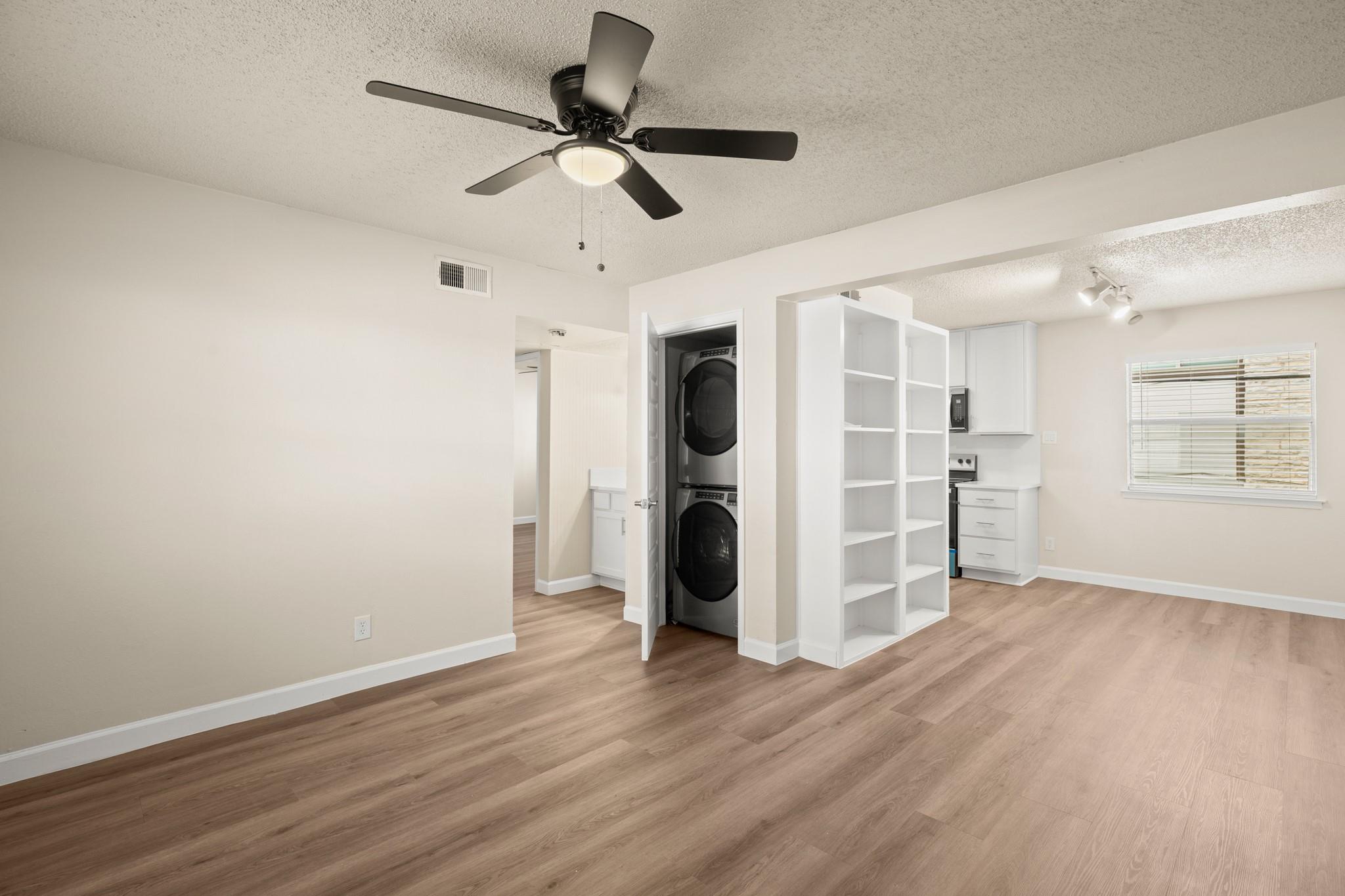 2408 Longview St #112, Austin, TX 78705