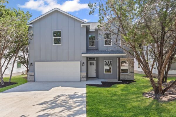 10 Honeysuckle Ln, Wimberley