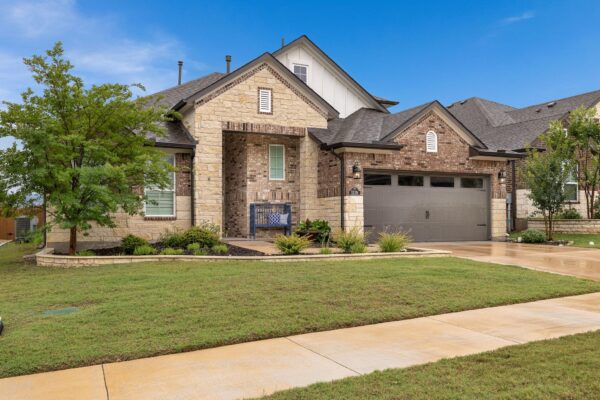 1219 Leaning Oak Ln, Georgetown
