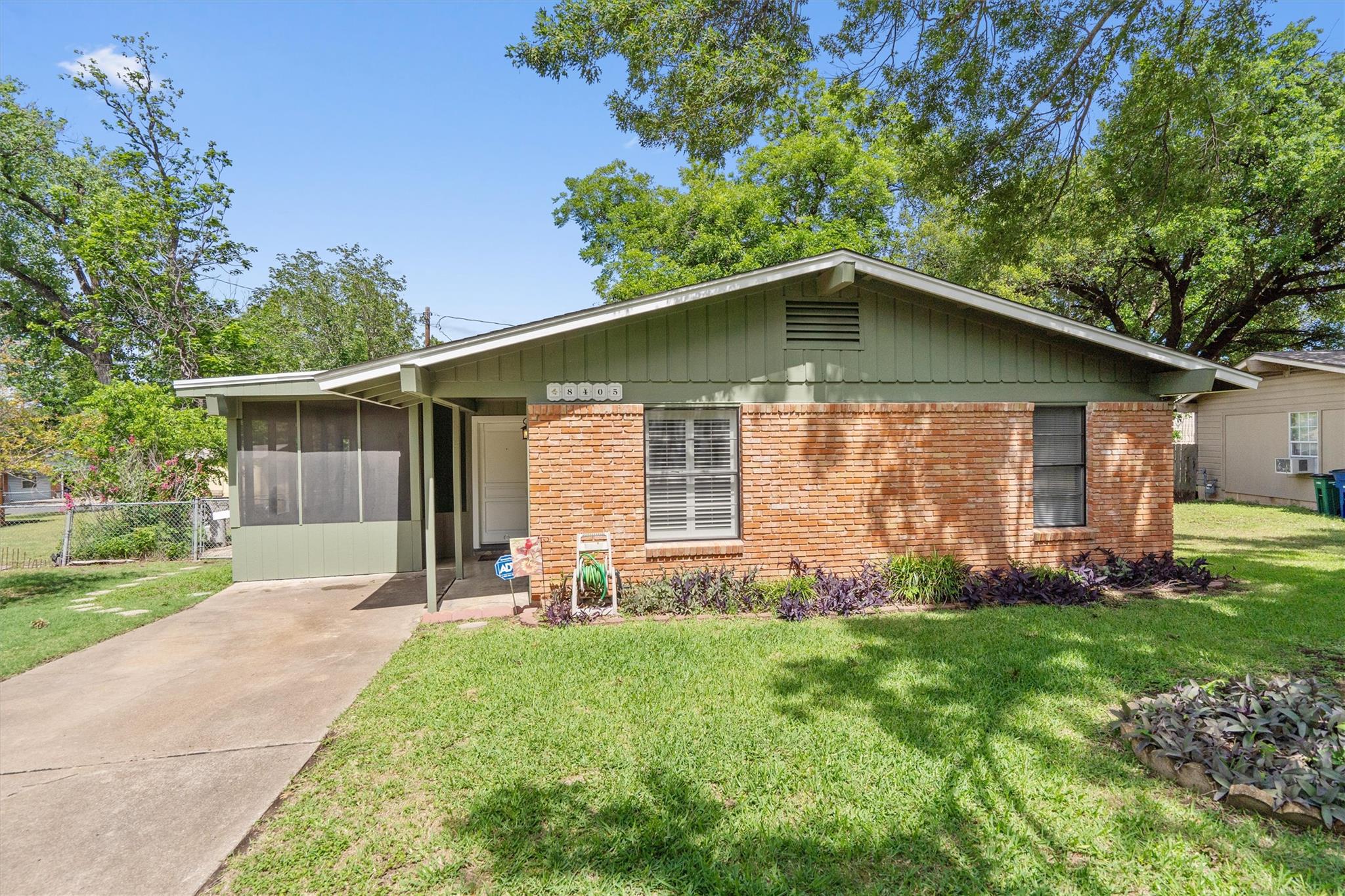 8405 Sequoia Dr, Austin, TX 78758