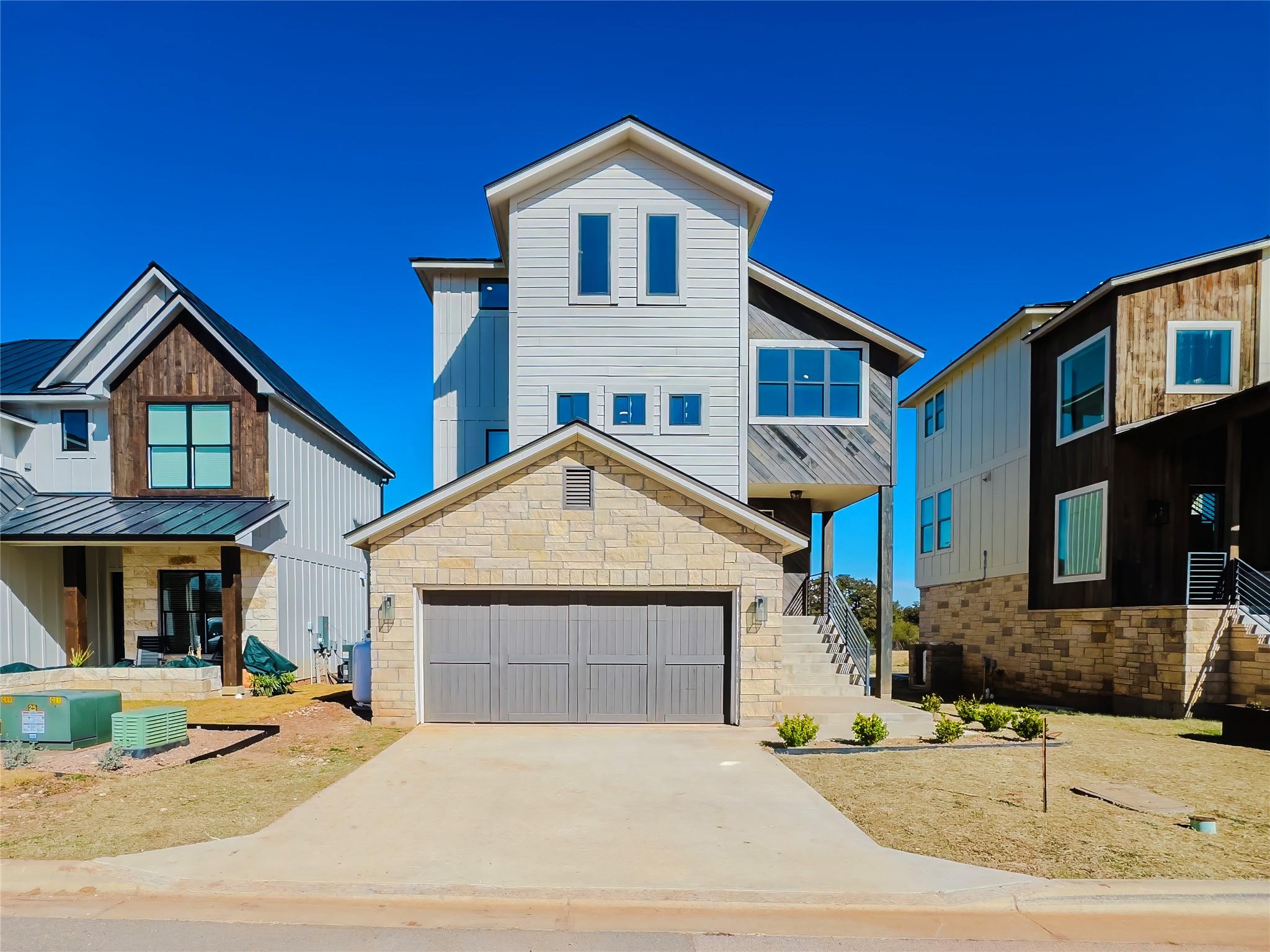 25808 Case Ln #20, Spicewood, TX 78669