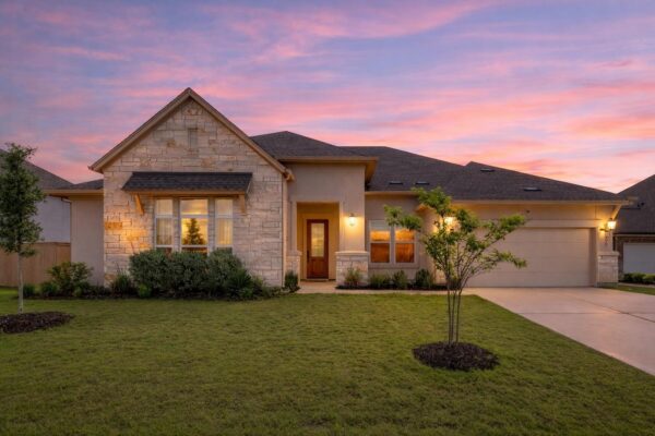 109 Isaac White Dr, Bastrop