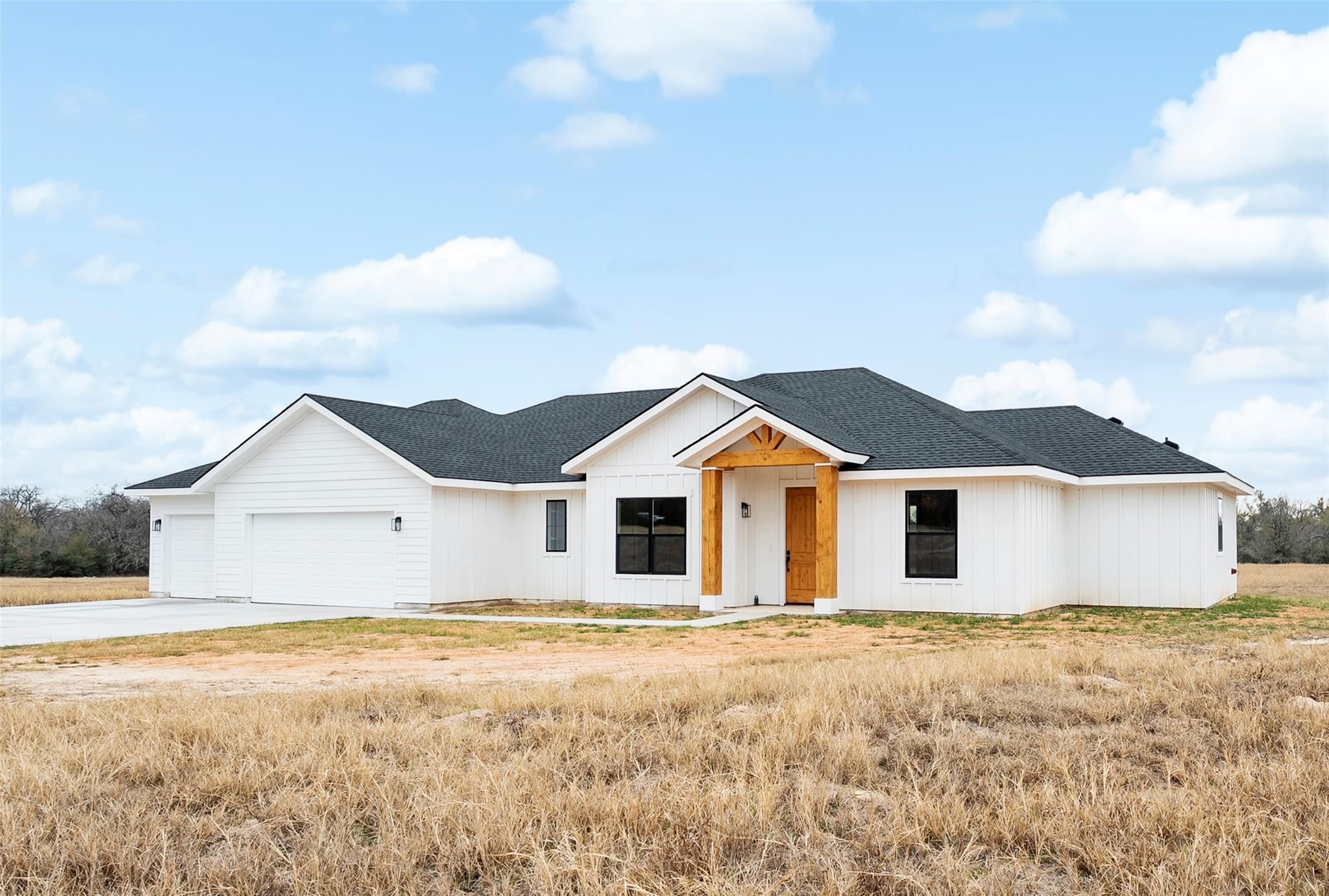 16544 Fm 112 None, Thrall, TX 76578
