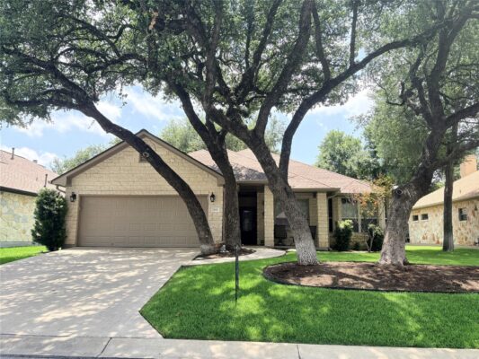 906 Boquilla Trl, Georgetown