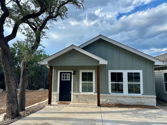 330 Shady Bluff Dr, Wimberley