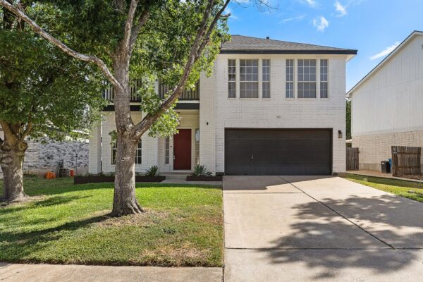 3817 Tailfeather Dr, Round Rock