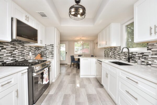 613 Forest Trl, Cedar Park
