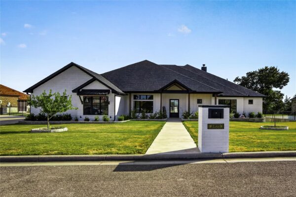 1079 Mescalero Trl, Belton