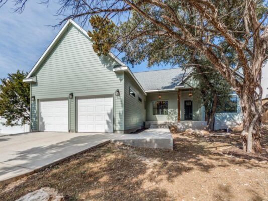 4 Senisa St, Wimberley