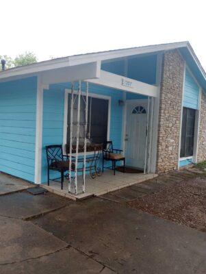 1207 Lily Ter, Austin