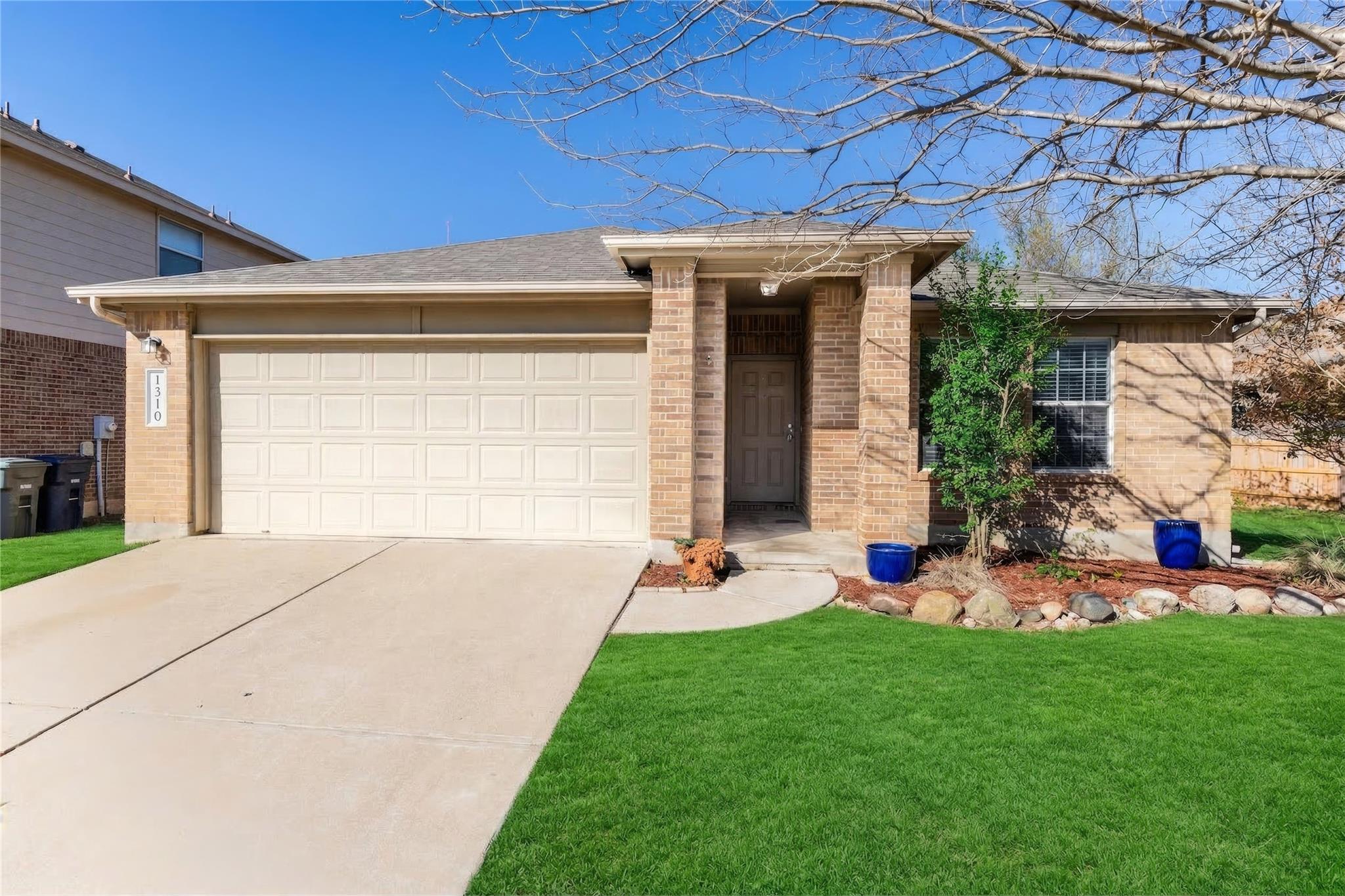 1310 Grande Mesa Dr, Georgetown, TX 78626