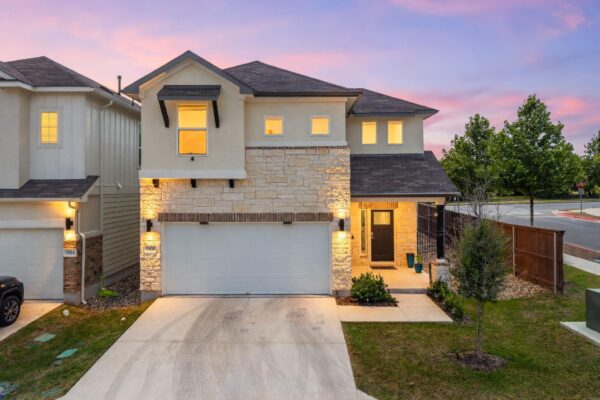 9900 Dawn Pearl Dr, Austin
