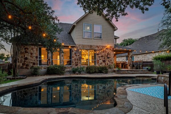 2317 Rio Mesa Dr, Austin