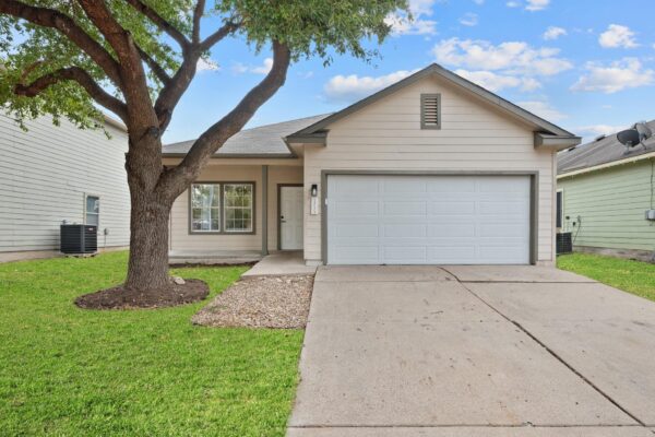 12103 Bastrop St, Manor