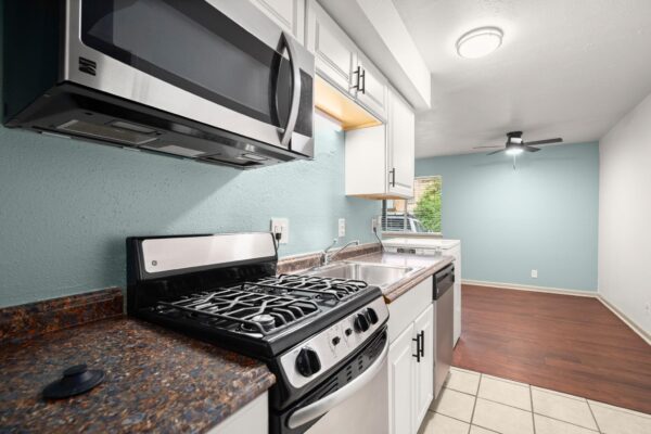 1010 W 23rd St #3, Austin