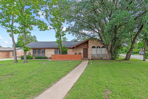 2400 Grace St, Taylor