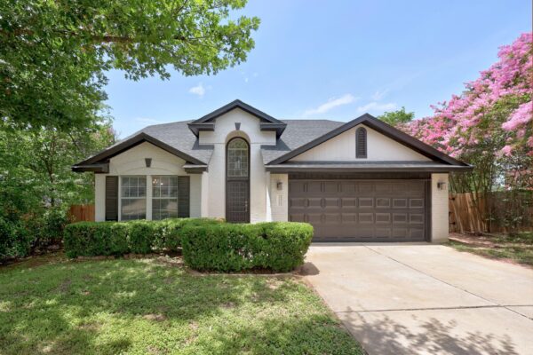 2327 Wright Cir, Round Rock