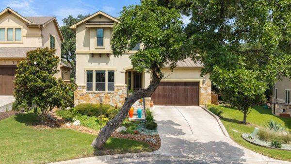 2 Prestonwood Cv, Lakeway