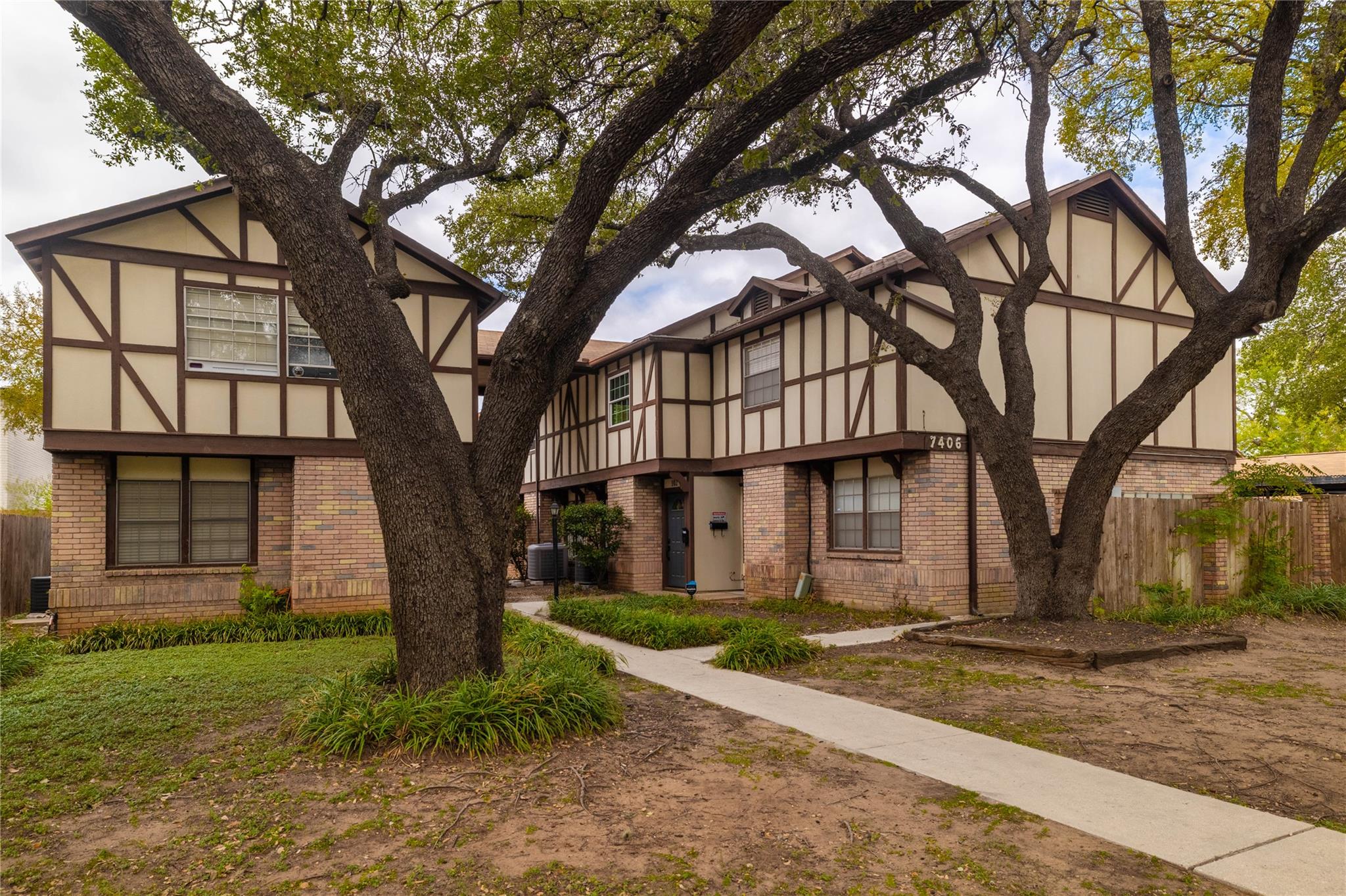 7406 Shadow Hill Dr #108, Austin, TX 78731