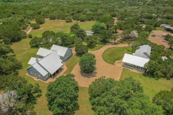 3820 River Rd, Wimberley