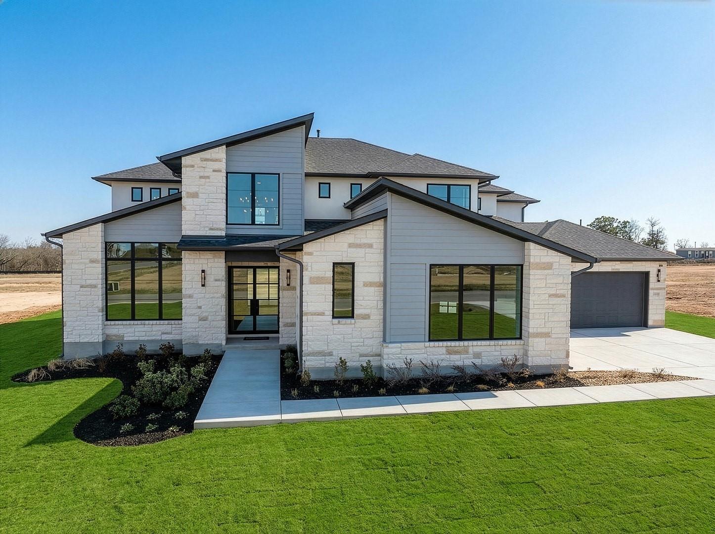 2385 Lineage Ln, Leander
