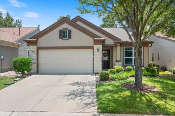 226 Winter Dr, Georgetown