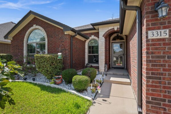 3315 Ten Bits Dr, Belton