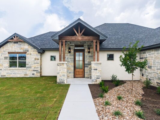 11043 Eagle Walk Blvd, Salado