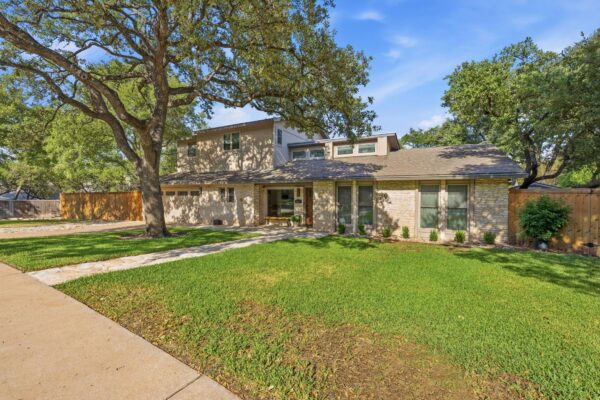 7807 Chimney Cors, Austin