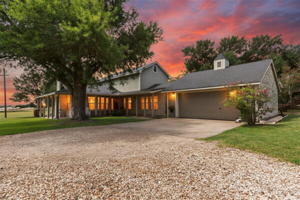 31 Fairview Dr, Round Rock