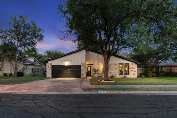 1705 Wild Horse Ln, Round Rock