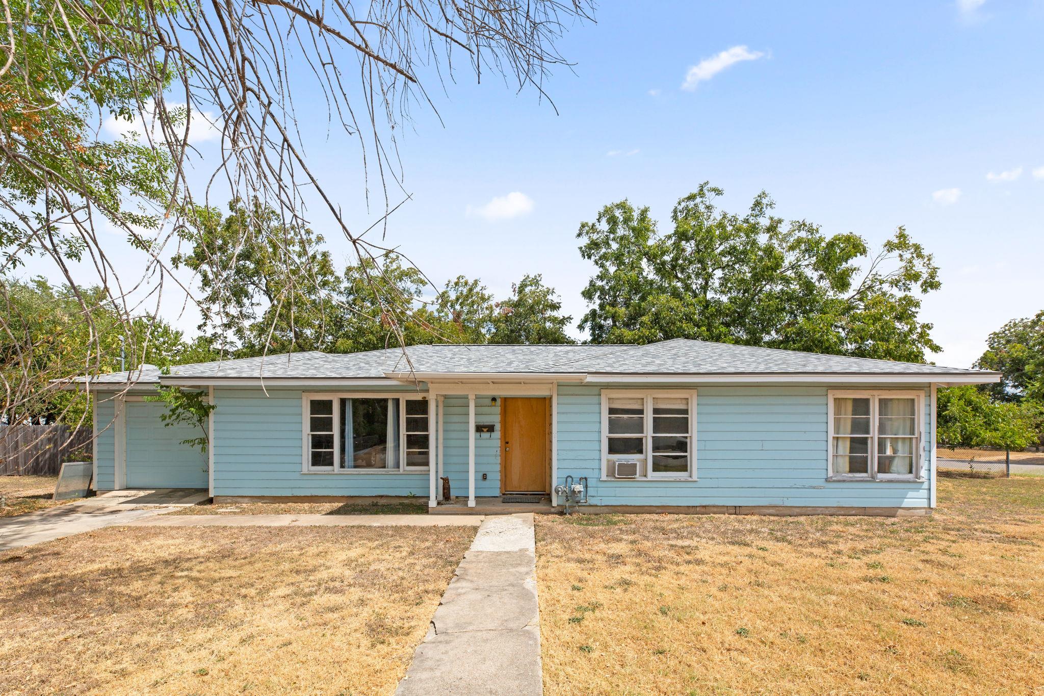 1907 Paige St, Georgetown, TX 78626