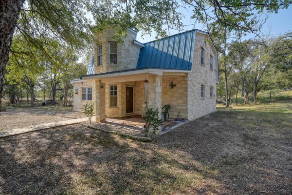 165 Thousand Oaks Dr, Cedar Creek