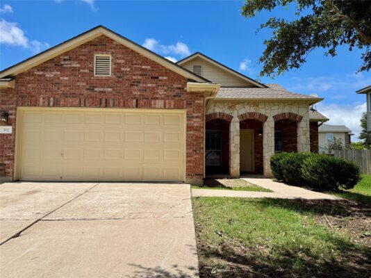 102 Williamson Cv, Elgin