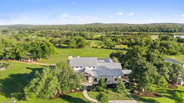 3870B Creek Rd, Dripping Springs