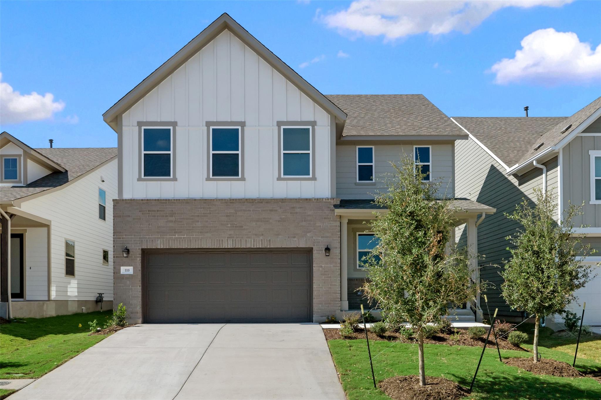 118 Crater Lake Dr, Dripping Springs, TX 78620