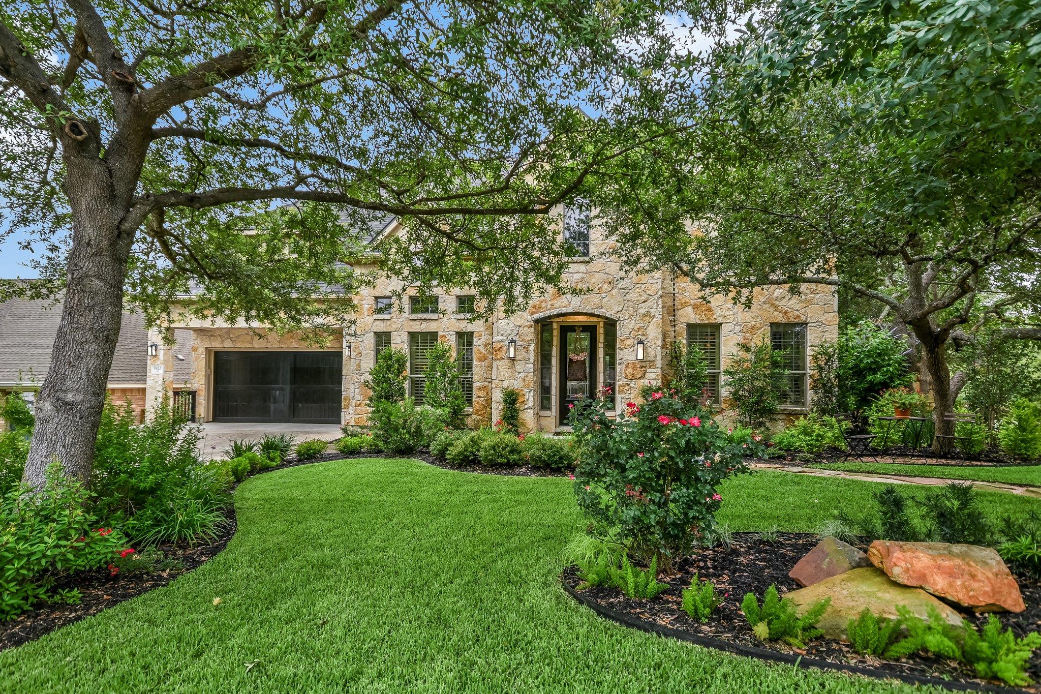 5821 Kempson Dr, Austin, TX 78735