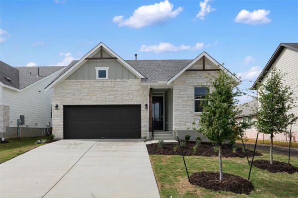 242 Crater Lake Dr, Dripping Springs