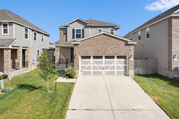 1032 Santiam St, Georgetown