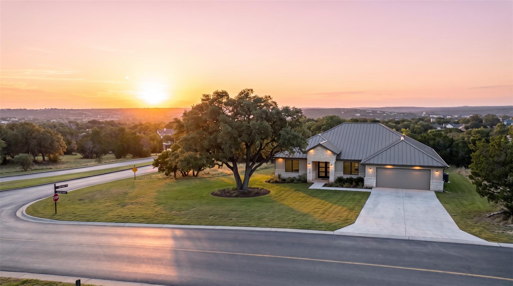 101 Broken Hills None, Horseshoe Bay, TX 78657