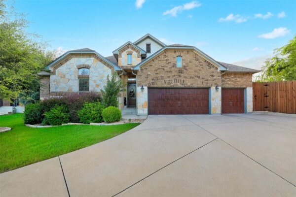 2304 Vaquero Cv, Leander
