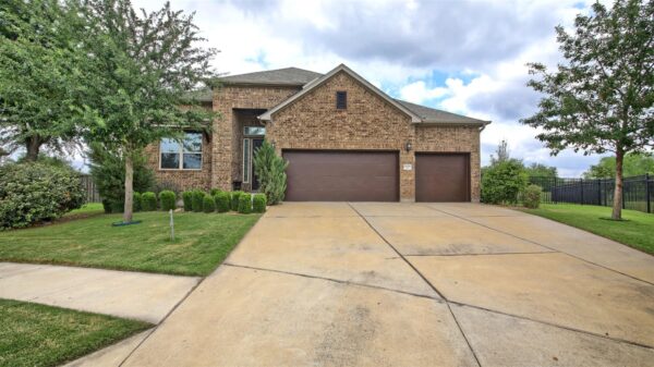 17028 John Michael Dr, Manor