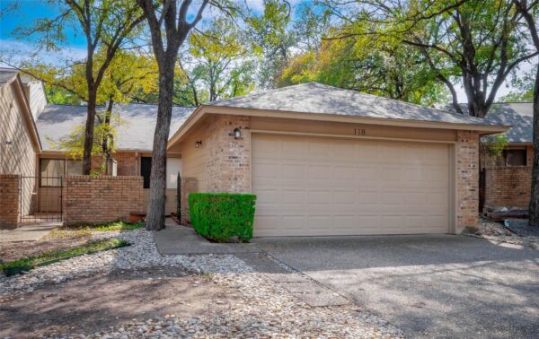 7211 Lakewood Dr #E118, Austin