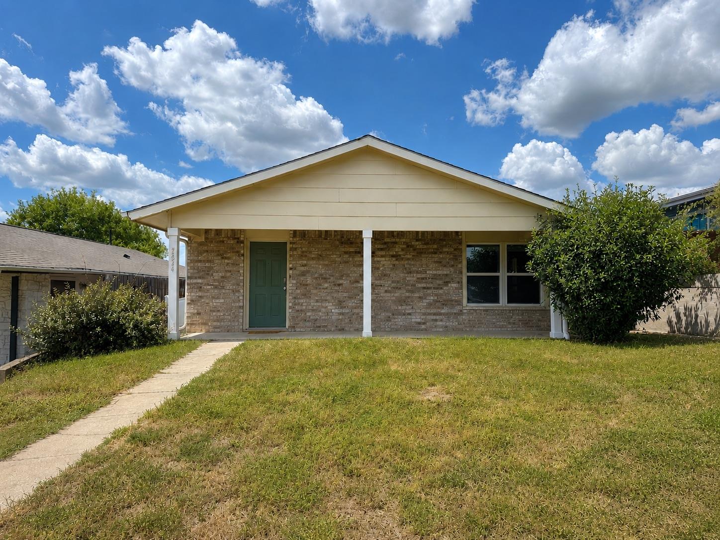 5624 Signal Pt, Austin, TX 78724