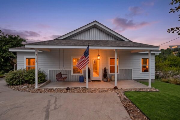 212 Kipahulu Dr, Bastrop